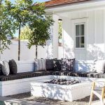 18 Cozy Backyard Seating Ideas
