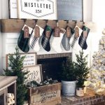 Amazing Christmas Fireplace Decorations